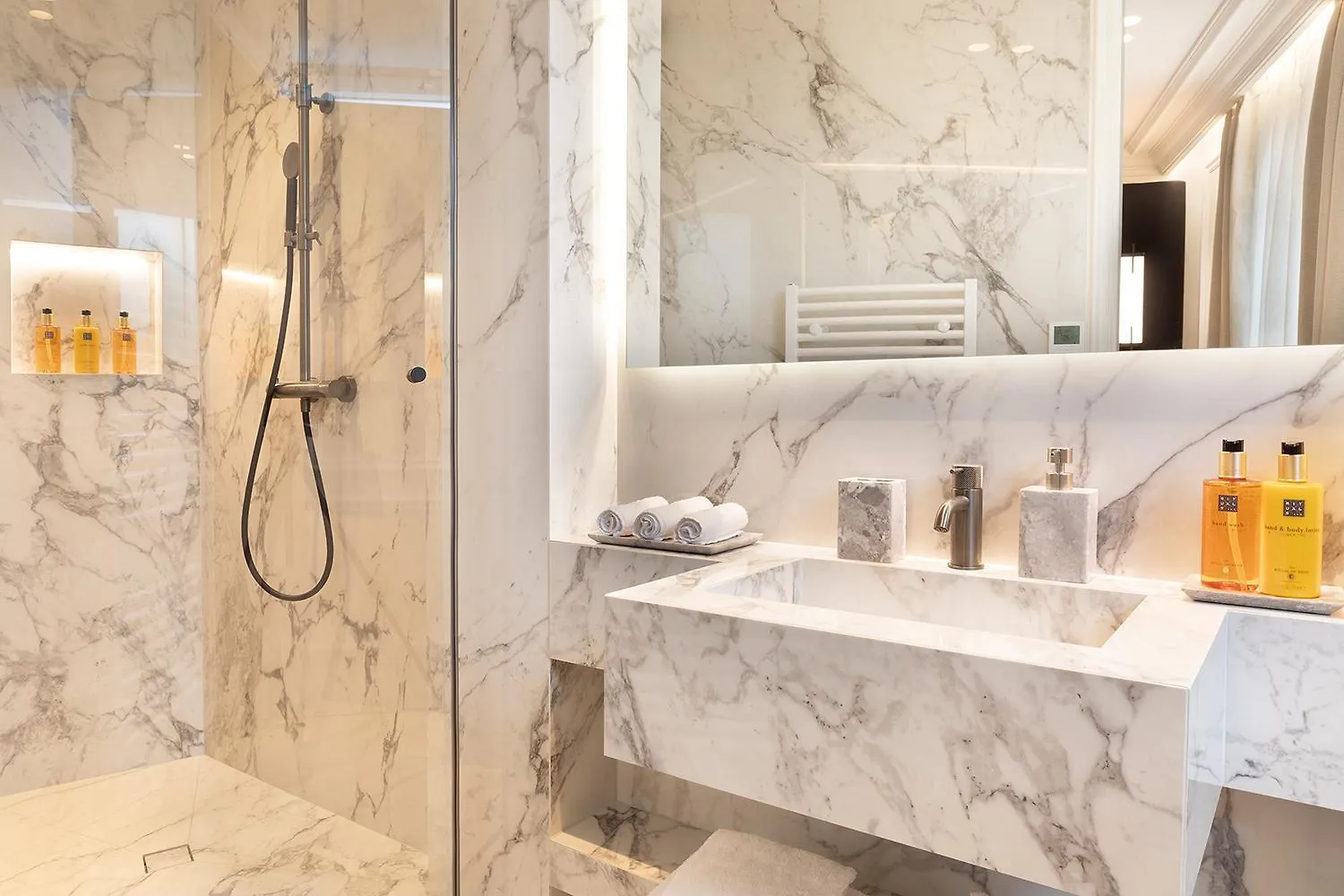 Thelander - Serviced In Champs Elysees * Paris